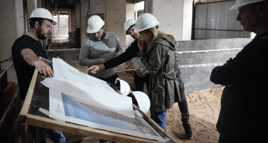 Avellaneda: Magdalena Sierra recorri&oacute; obras en marcha en el distrito