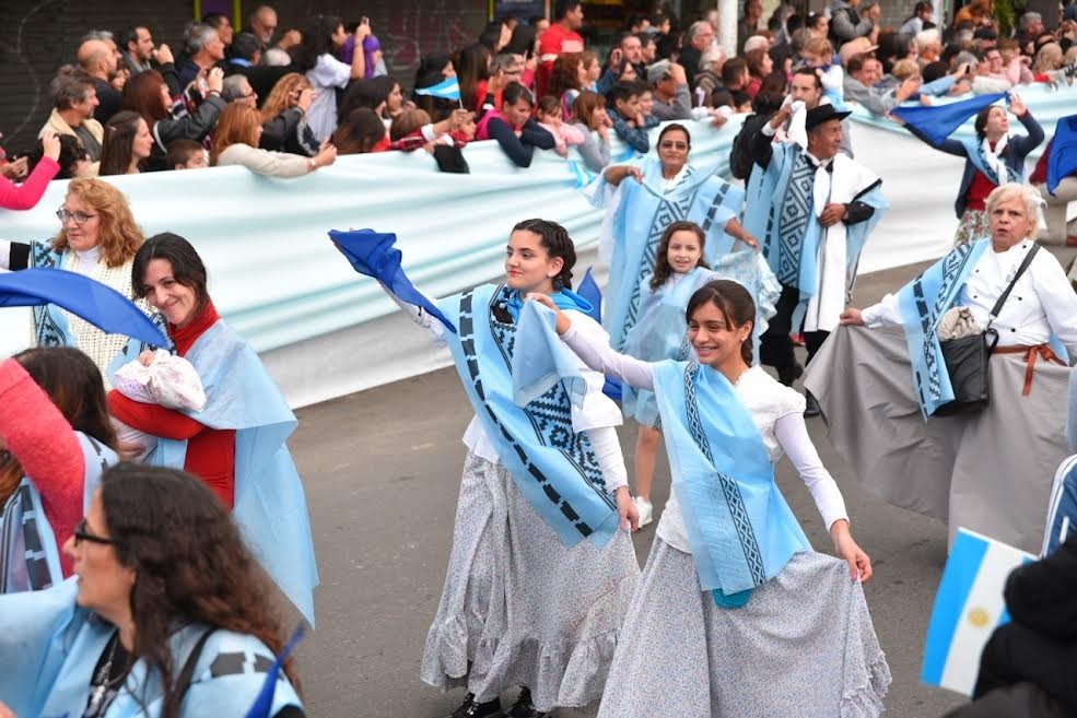 Ituzaingó celebra la patria con un desfile Cívico-Militar 