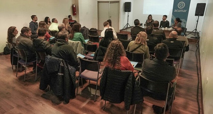 ACUMAR trabajó junto al Municipio de Avellaneda, el Consorcio del Puerto de Dock Sud y empresas en la preparación ante emergencias