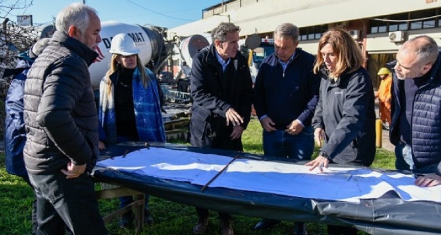 Katopodis recorrió obras de infraestructura sanitaria y vial en Almirante Brown