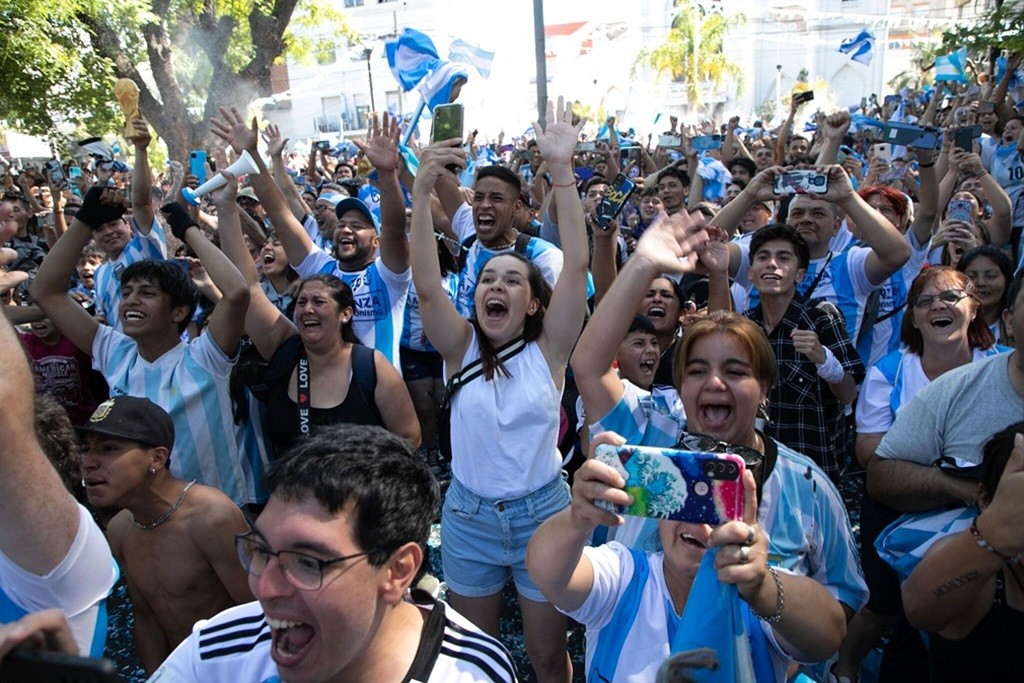 La Matanza: Hinchada MTZ une a las fanáticas y los fanáticos del fútbol local