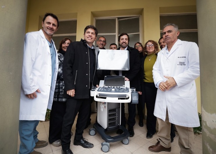 Kicillof inauguró un nuevo laboratorio en el Hospital Materno Infantil “Argentina Diego” de Azul