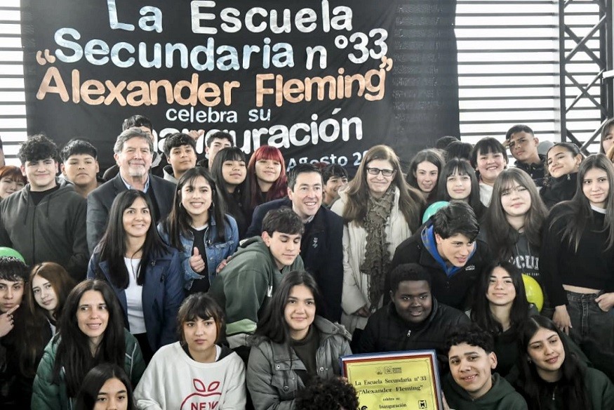 Malvinas Argentinas: Nardini inauguró el nuevo edificio de la Escuela Secundaria N° 33 