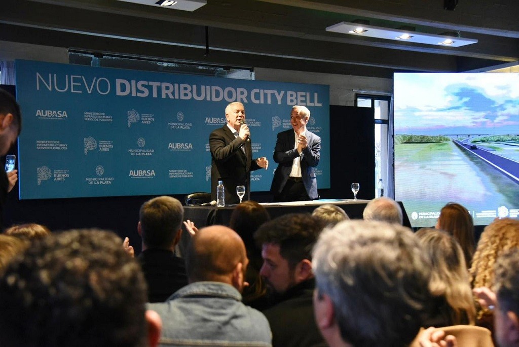 La Plata: Alak anunció la nueva bajada de la autopista en City Bell