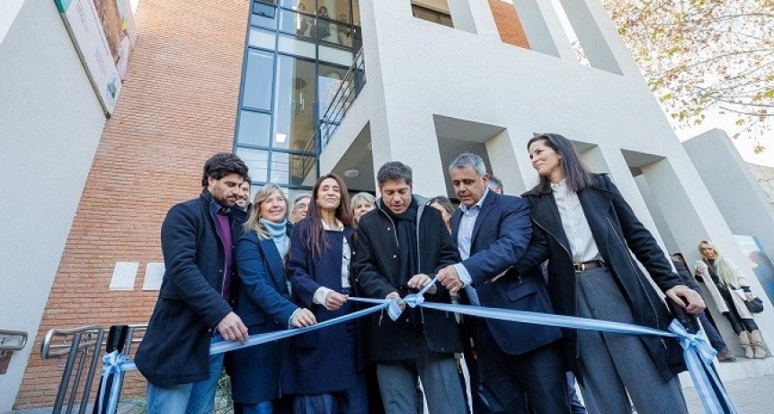 Kicillof y Alvarez Rodríguez inauguraron la Casa de la Provincia en Zárate