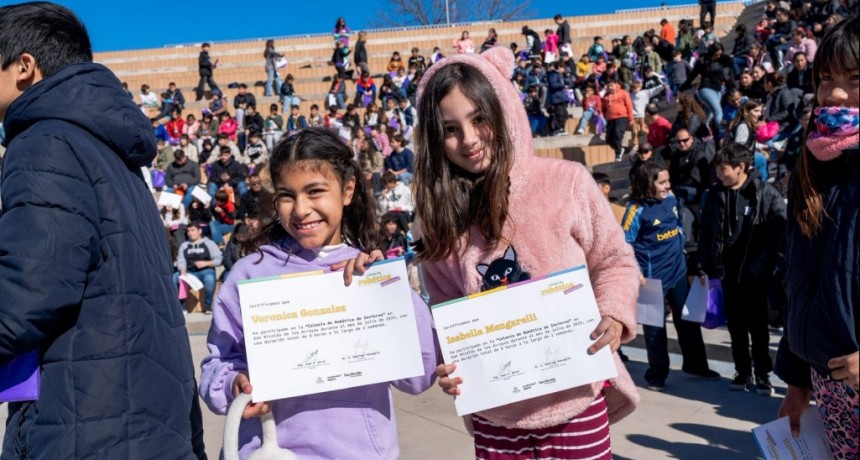 San Nicolás: Más de 400 alumnos participaron de los cursos del programa Revolución Digital