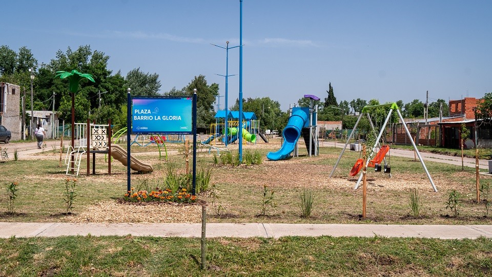 Moreno: El Municipio renov&oacute; plazas y espacios p&uacute;blicos en distintas localidades