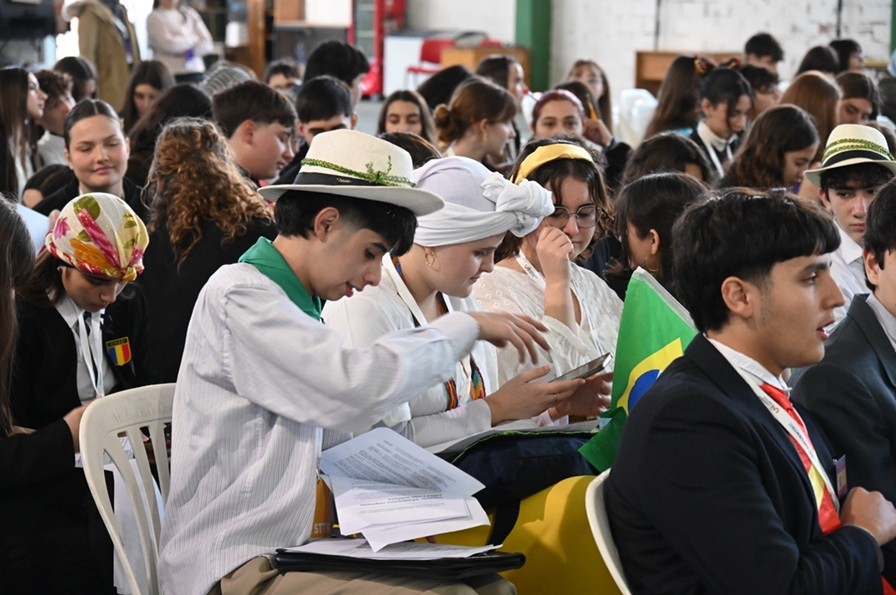 Luj&aacute;n: M&aacute;s de 500 estudiantes participaron del programa Uniendo Metas 