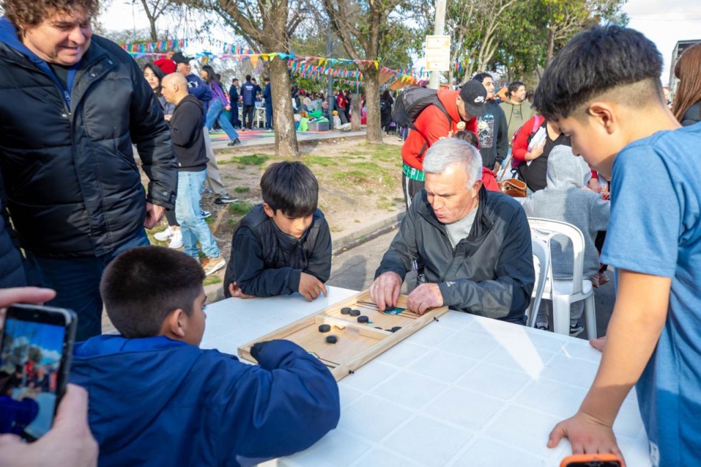 Berazategui: El Municipio celebr&oacute; el D&iacute;a de las Infancias con un megaevento para toda la familia