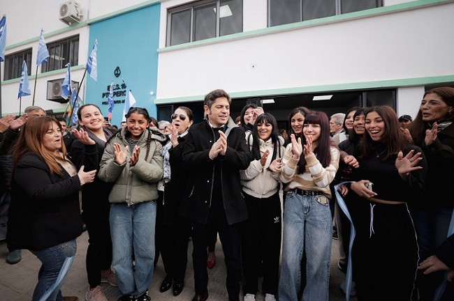 Kicillof inaugur&oacute; dos nuevos edificios educativos en Presidente Per&oacute;n