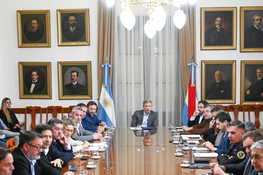 Col&oacute;n (ER): Jos&eacute; Luis Walser particip&oacute; de la reuni&oacute;n de gabinete provincial encabezada por Rogelio Frigerio