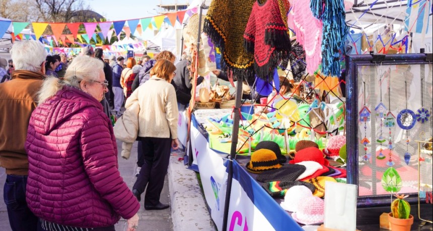 Ituzaing&oacute;: Se realizar&aacute; una nueva edici&oacute;n Feria Regional de Industrias Culturales y Creativas