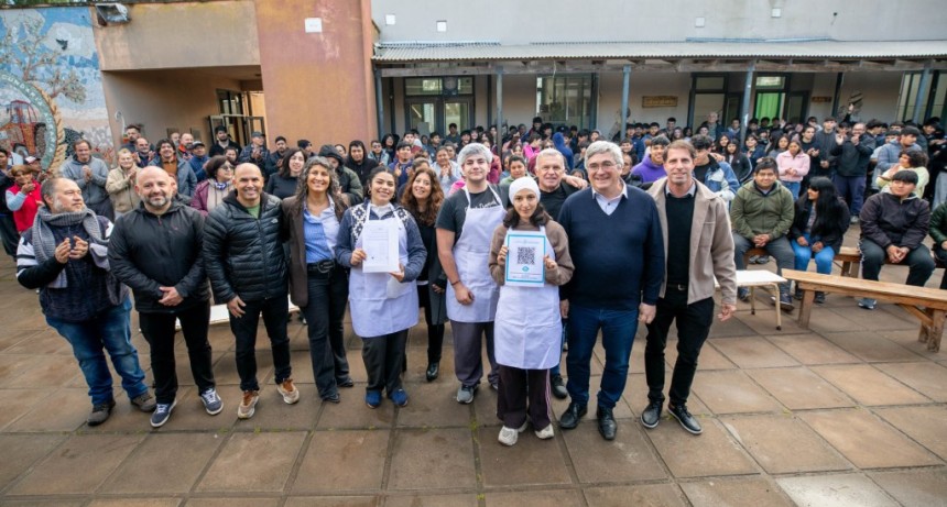 Berazategui: La Escuela Agraria N&deg; 1 recibi&oacute; la habilitaci&oacute;n para vender sus productos alimenticios en toda la Provincia
