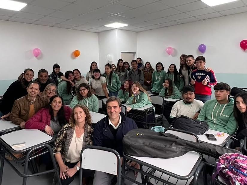 Luján: Se inauguraron nuevas aulas en la Escuela Secundaria N° 20 