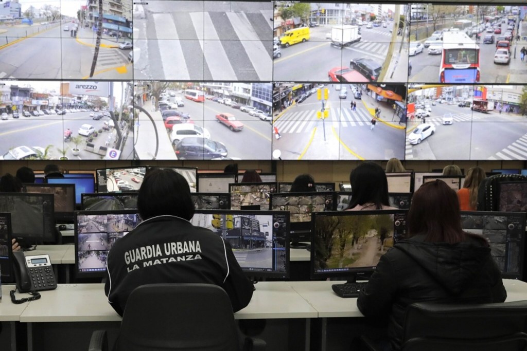 La Matanza: Fernando Espinoza inauguró el nuevo Centro de Operaciones y Monitoreo del distrito
