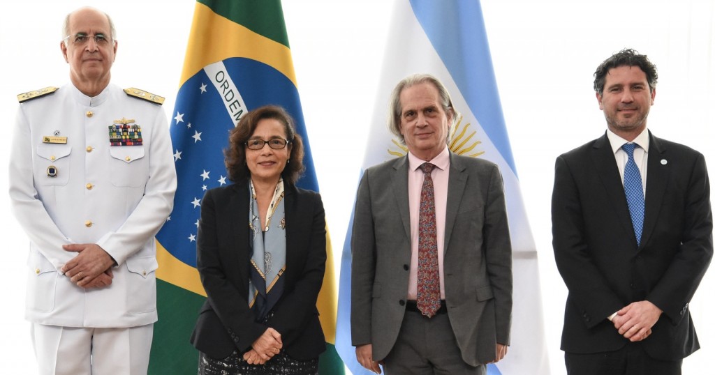 Argentina y Brasil profundizan cooperación en materia de defensa y seguridad internacional
