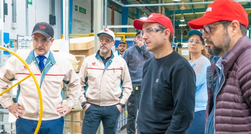 Campana: Abella visitó Toyota Boshoku y resaltó la inversión millonaria que está realizando en el partido