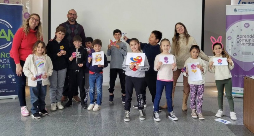 Gral. Villegas: Llegó la primavera con los lápices 3D en Puntos Digitales 