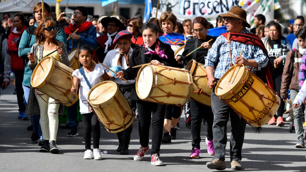 Moreno: El Municipio organiza la Primera Marcha de Los Bombos