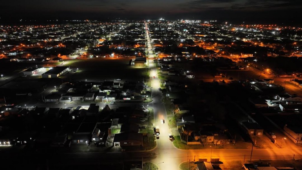 Rivadavia: El Municipio comenzó recambio de luminaria por tecnología LED