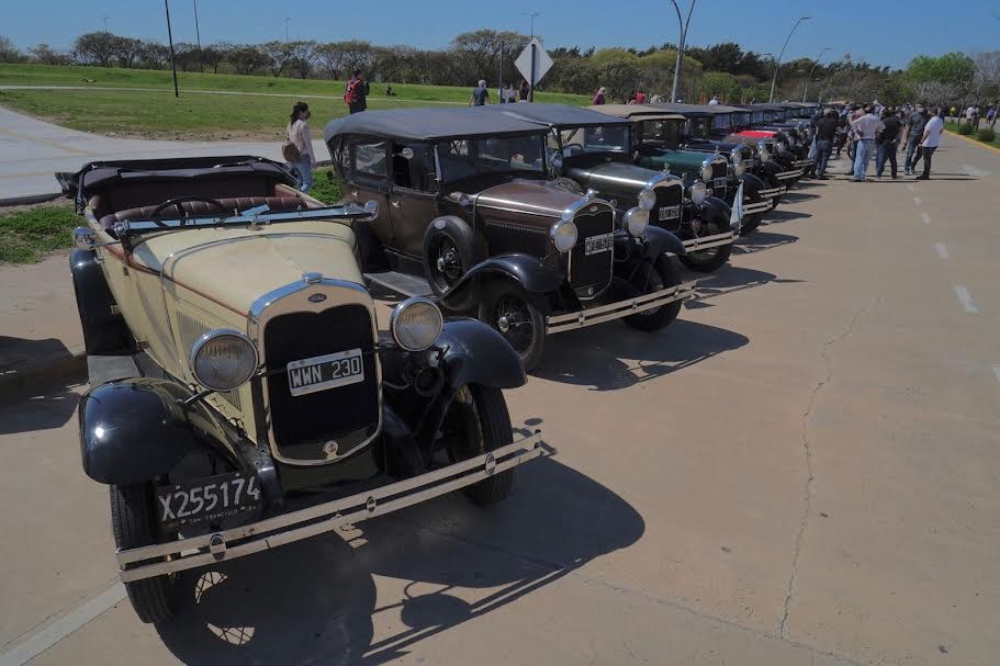 Vicente López celebra el Día Internacional del Ford A con una gran exposición