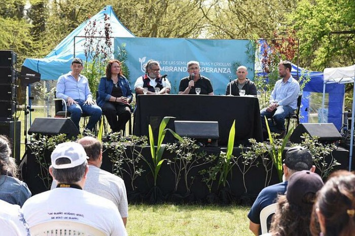 Se realizó la 8va Feria Provincial de Semillas Criollas y Nativas 2024