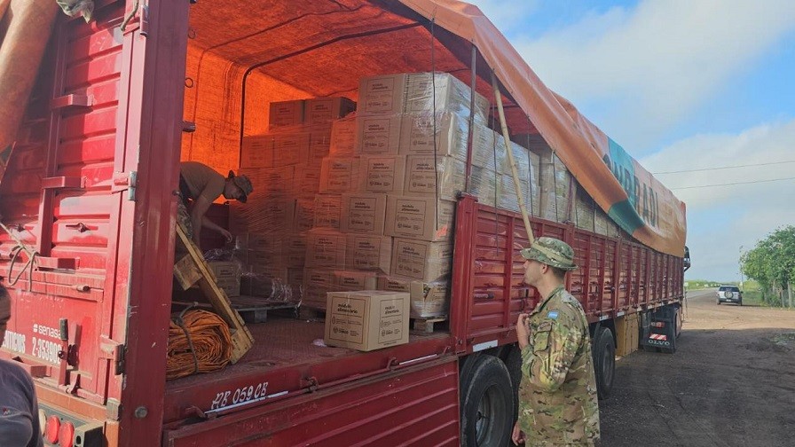 El Gobierno Nacional comenzó el operativo para llevar alimentos y agua a más de 4.500 familias en el Impenetrable Chaqueño