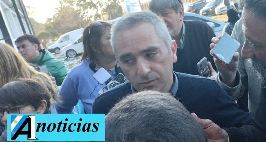 Andrés Larroque: “Desde la provincia estamos construyendo una opción política, solidariamente y en términos federales con el resto de las provincias”