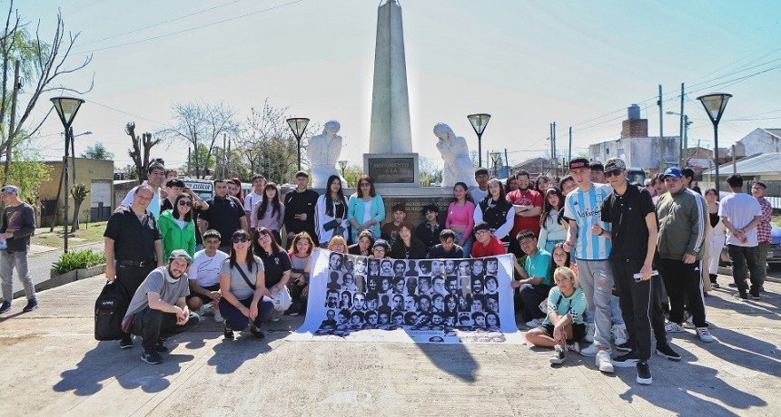 E. Echeverría: Estudiantes participaron del programa “Echeverría Construye Memoria” 