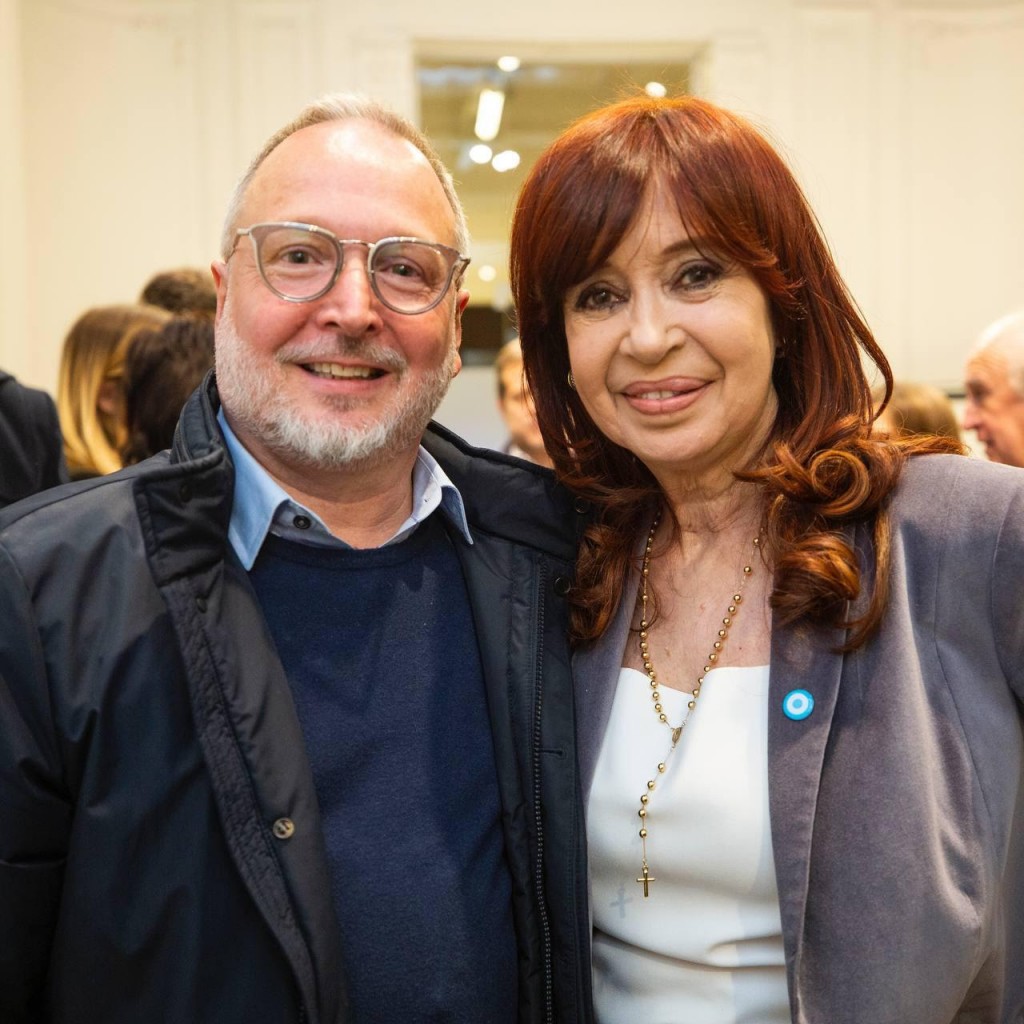 Sabbatella: “Cristina es la líder más importante de nuestro Pueblo y la persiguen como venganza histórica por lo que se animó a hacer”