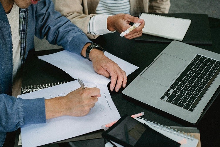 La Plata: Abrió la inscripción para un programa de formación digital destinado a pymes platenses