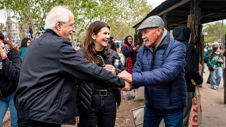 Moreno: Mariel Fernández y Jorge Taiana recorrieron la Fiesta Provincial del Plantín Floral