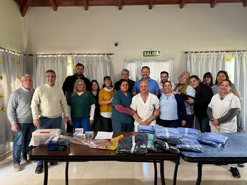 Lincoln: El Municipio hizo entrega de insumos para la Unidad Sanitaria y herramientas de trabajo en las delegaciones