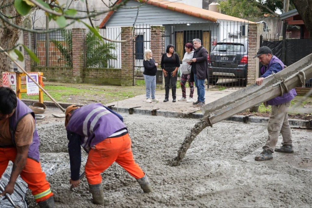 Quilmes: La Municipalidad avanza con el plan de bacheo en el distrito