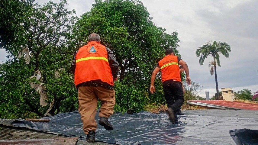 Misiones: La Provincia y Municipio trabajan en la asistencia a casi 500 familias y la recuperaci&oacute;n de las zonas afectadas por las tormentas