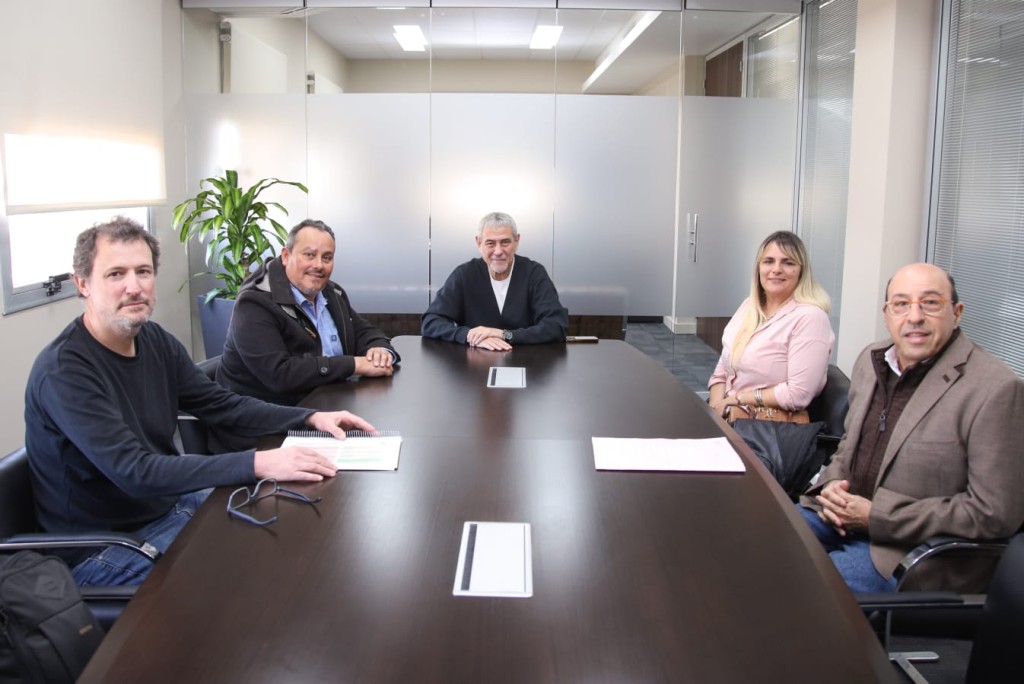 Ferraresi se reuni&oacute; con empresarios pyme para evaluar medidas de reactivaci&oacute;n