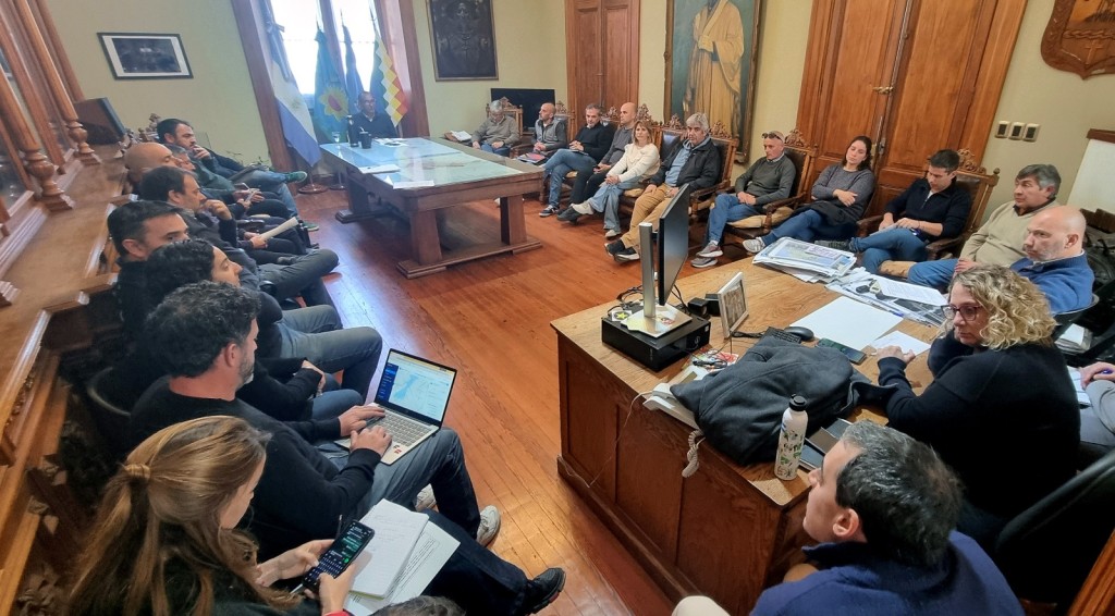 Azul: Se realiz&oacute; una nueva reuni&oacute;n de gabinete para reforzar acciones preventivas ante la posible llegada del S&uacute;per Ni&ntilde;o