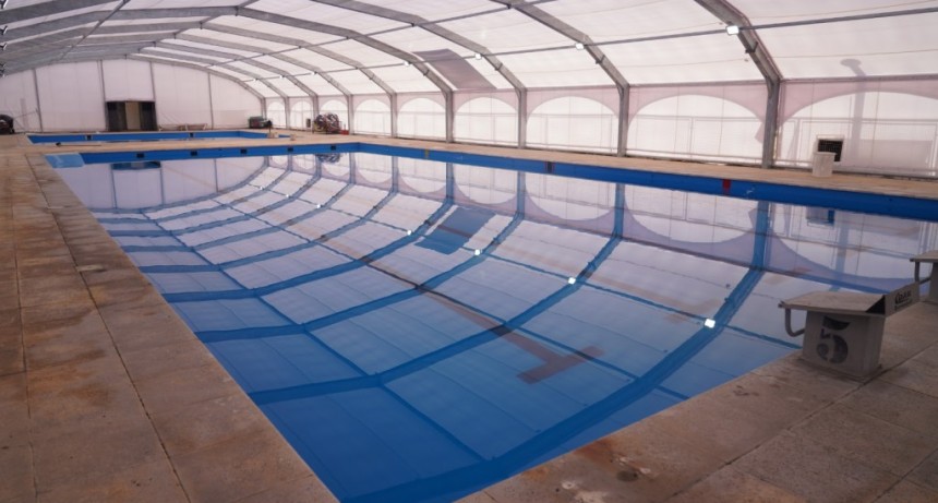 Escobar: El Municipio renov&oacute; la pileta climatizada del Polideportivo de Maquinista Savio