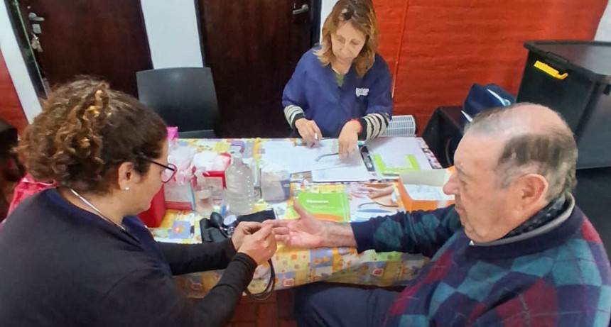 Tigre: El Municipio realiz&oacute; una nueva jornada de salud para adultos mayores en Benav&iacute;dez