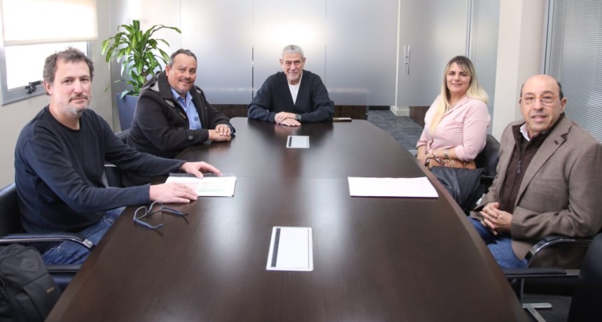 Ferraresi se reuni&oacute; con empresarios pyme para evaluar medidas de reactivaci&oacute;n