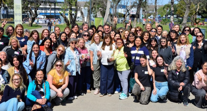 Katopodis reuni&oacute; a mujeres en San Mart&iacute;n y habl&oacute; de la construcci&oacute;n pol&iacute;tica hacia 2027
