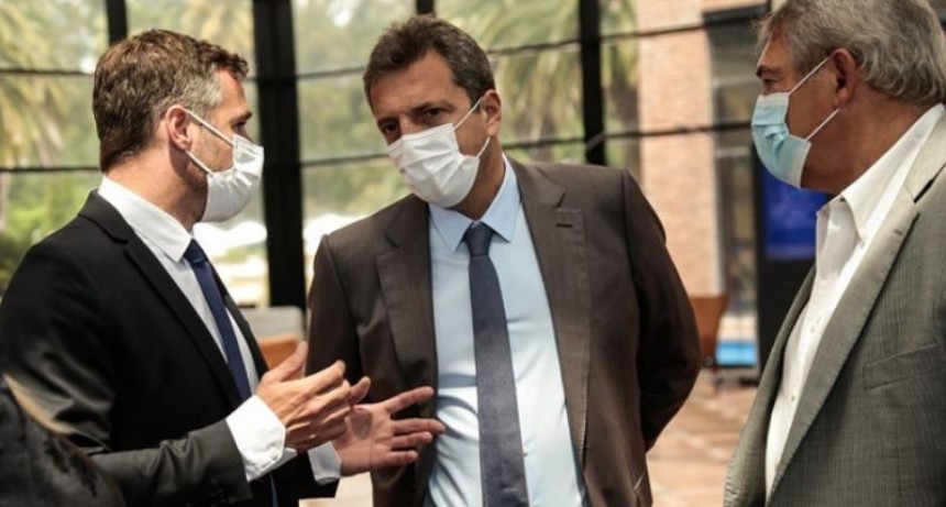 Pilar: El Intendente Achával y Sergio Massa se reunieron con empresarios del distrito 