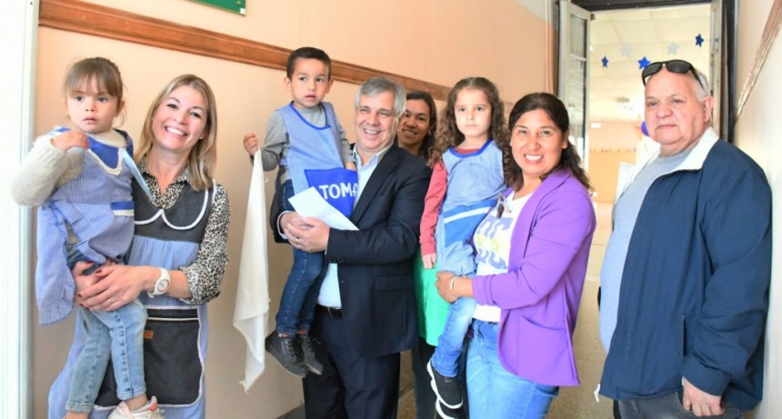 Chivilcoy: Britos participó de la celebración del 75° aniversario del Jardín de Infantes N° 901