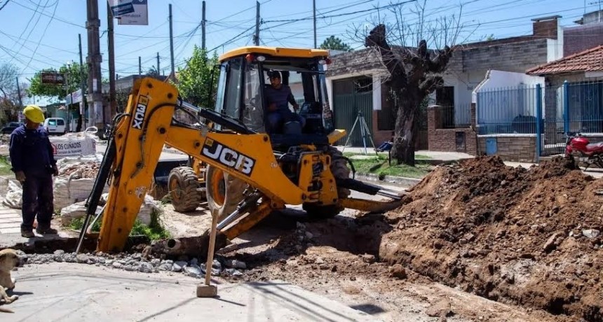 Quilmes: El Municipio avanza con las obras de agua y cloacas en el barrio Itatí 