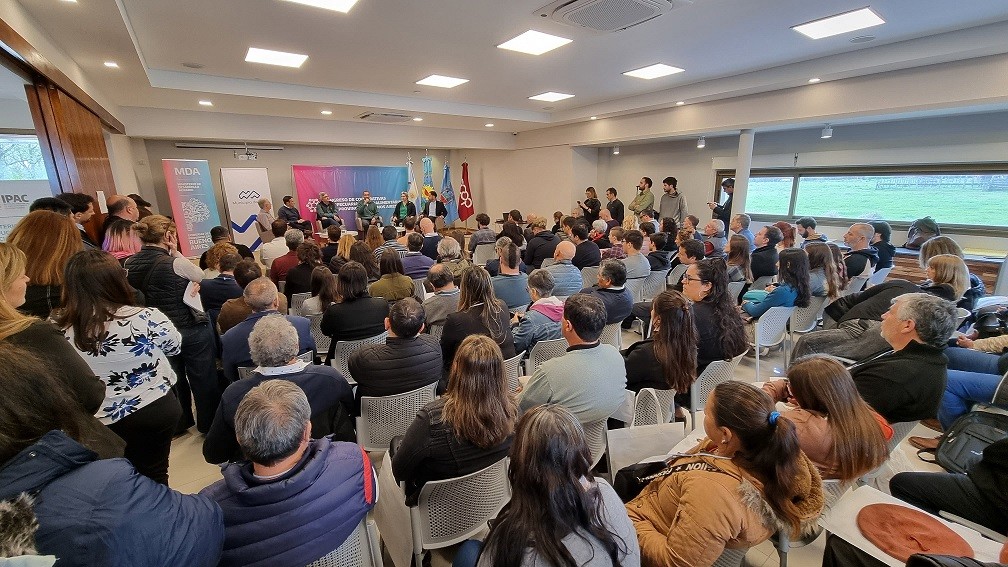 Azul: Se realizó el 4° Congreso de Cooperativas Agropecuarias/Agroalimentarias