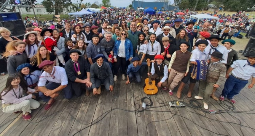 Azul: Se realizó la Fiesta del Arraigo y la Familia Rural en Pablo Acosta