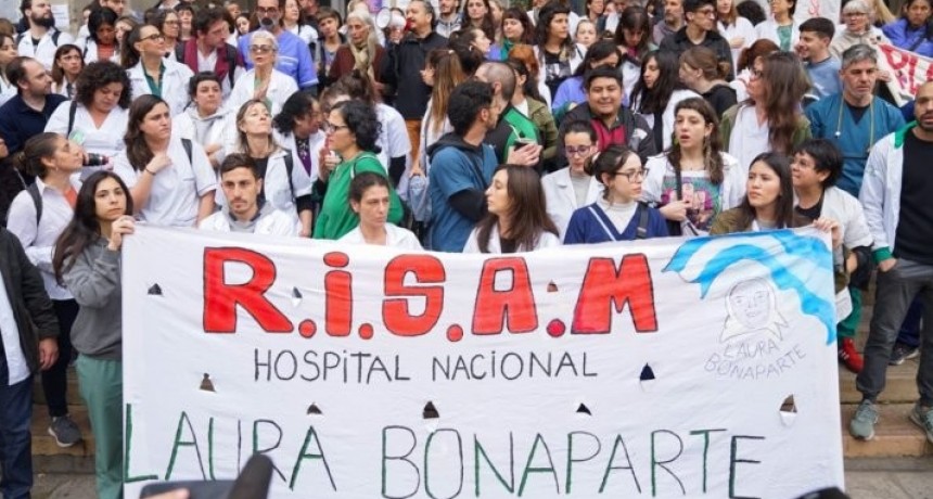 Analía Cardamone del Hospital Bonaparte advierte: “No puede haber especulación sobre la salud y menos sobre la salud mental. La salud es un derecho”