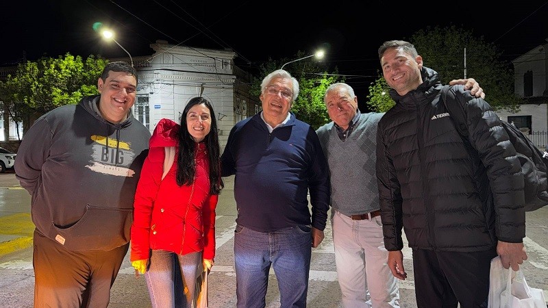 Gral. Villegas: Alegre despidió a la delegación villeguense que participa en la final de los Juegos Bonaerenses 2025