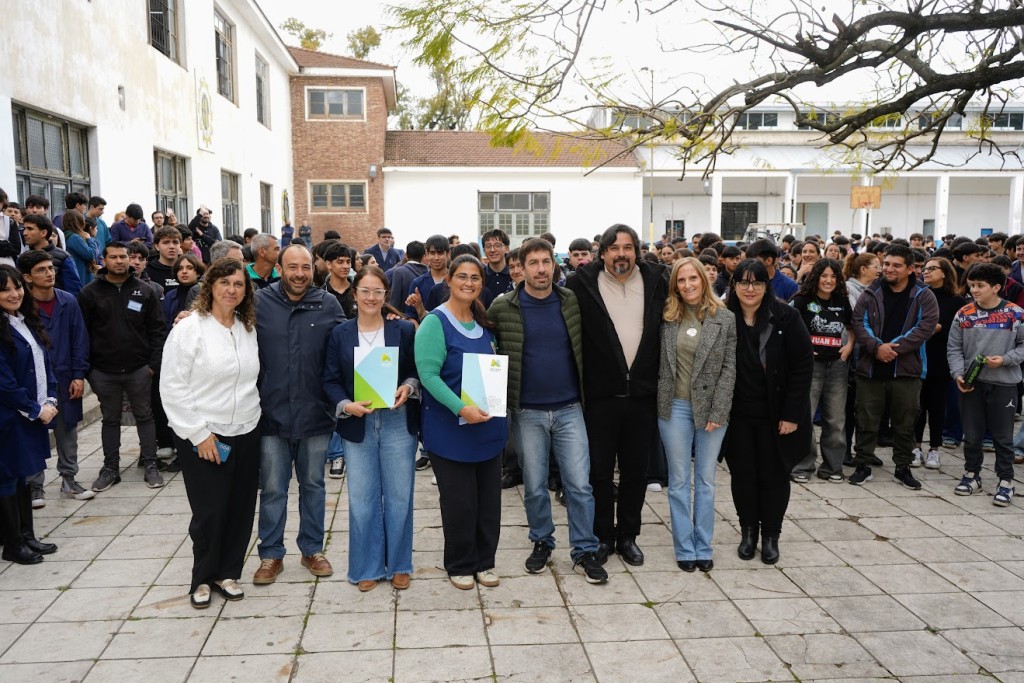 Mercedes: Ustarroz anunci&oacute; un fondo municipal para sostener los talleres de las Escuelas T&eacute;cnicas