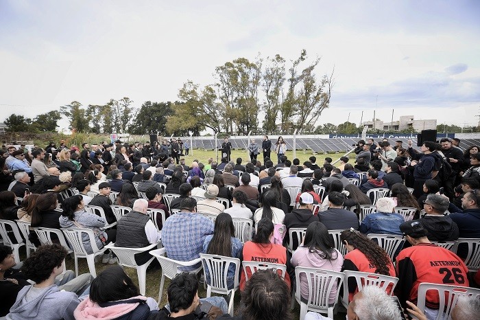 Kicillof encabez&oacute; la presentaci&oacute;n del programa &ldquo;Empleo Verde Joven&rdquo; en Lomas de Zamora